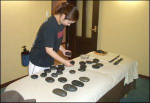 ホットストーンセラピスト